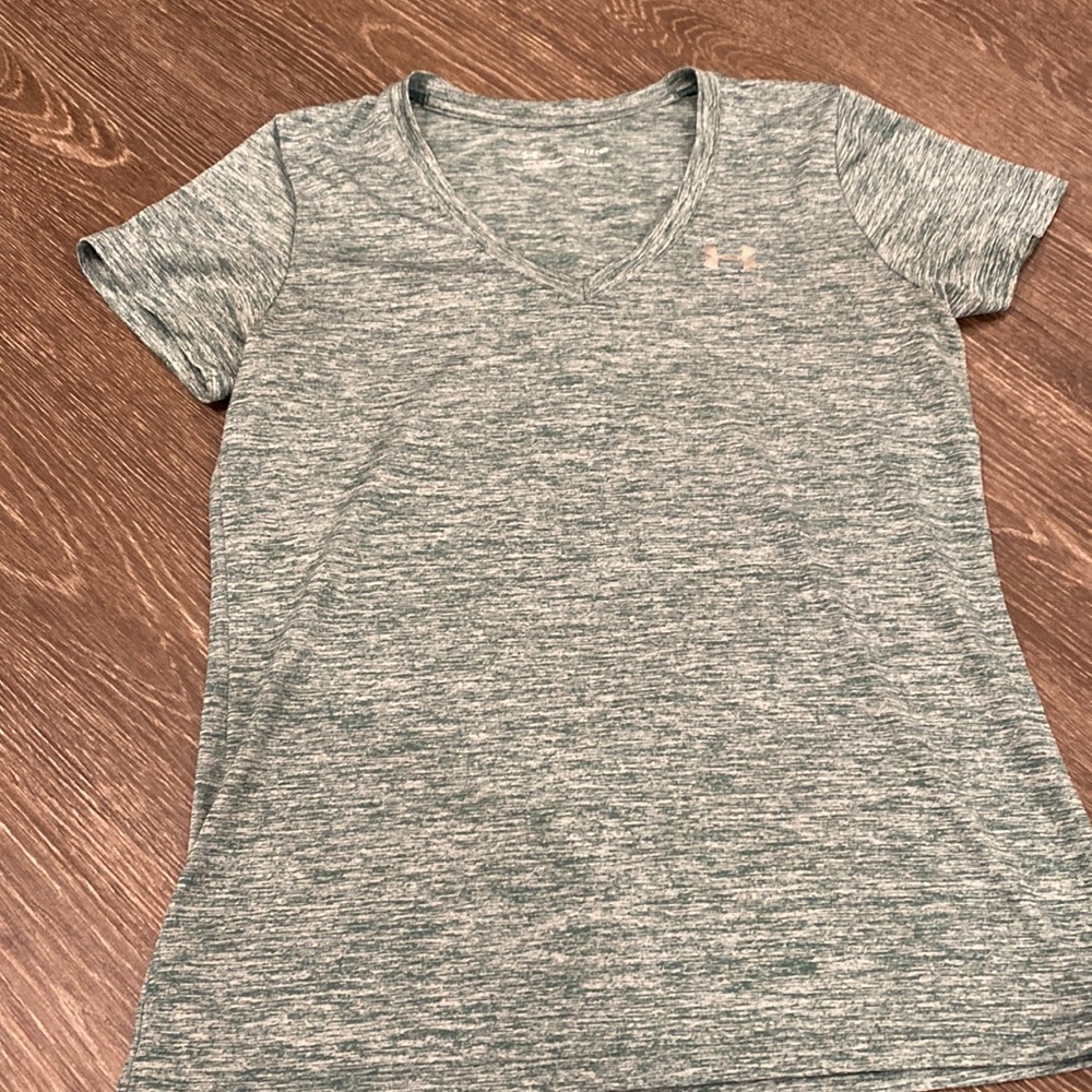 short sleeve Under Armour heat gear